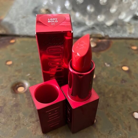 Too Faced Lady Bold Em-Power Pigment Lipstick - Picture 1 of 5